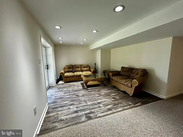 4574 White Oak Ln — Photo 19