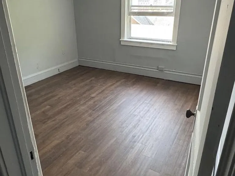 131 Schuylkill Ave — Photo 8