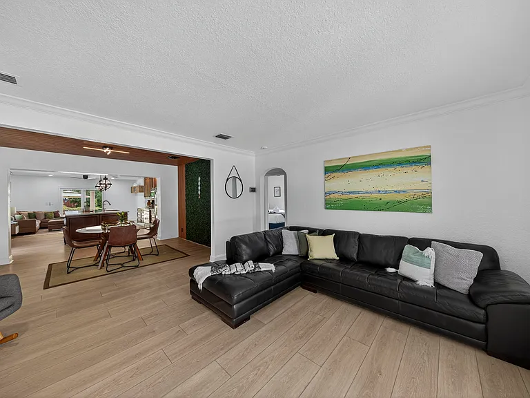 510 NE 8th Ave — Photo 29
