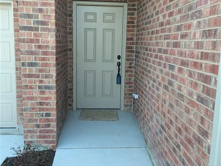 12029 Arran St — Photo 2