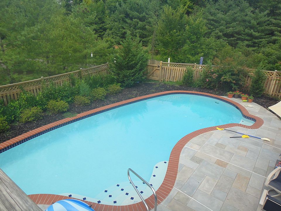 2nd image of 12807 Saffron Dr