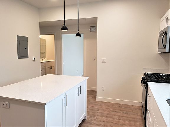 5th image of 2968 Wall Ave APT 103