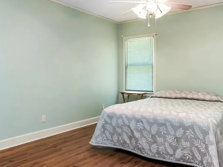 1711 Alta Vista Ave — Photo 12