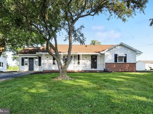 28 Table Rock Rd, Gettysburg, PA 17325