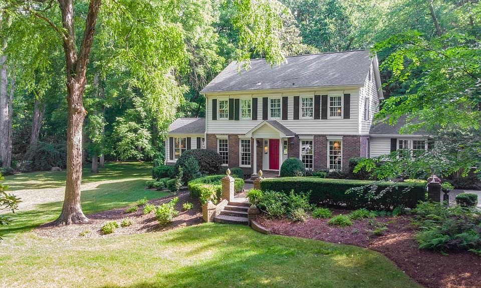 1st image of 438 Saint Marys Ln