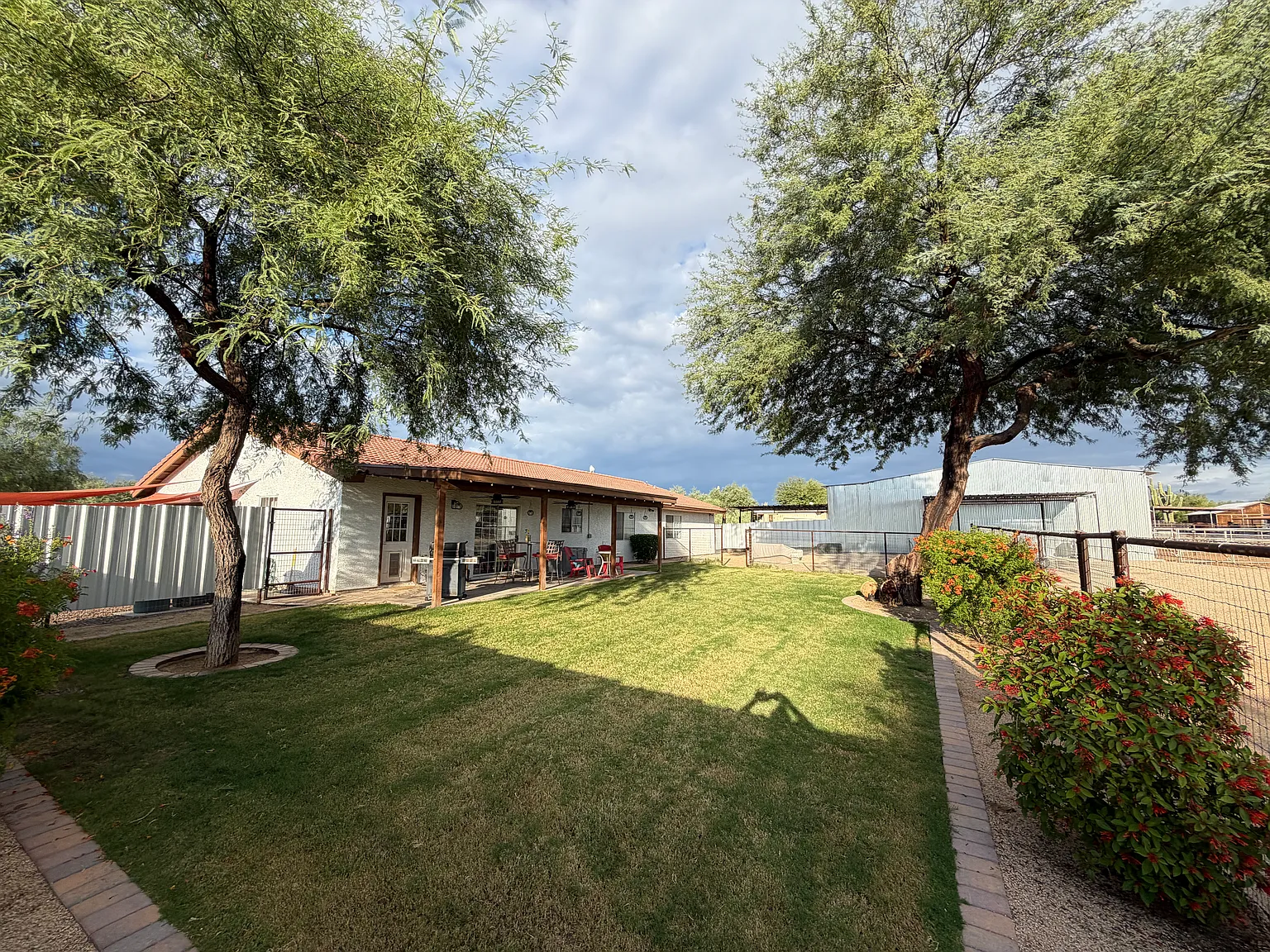 3 bed, 1836 sqft, $4,799 — Photo 3