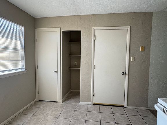 5th image of 4304 NW Pollard Ave