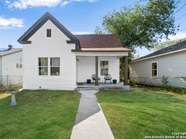 130 ADAES AVE, San Antonio, TX 78207