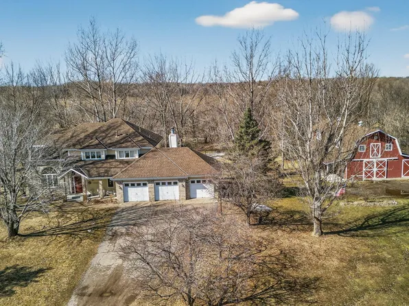 19430 Marmoset St NW, Nowthen, MN 55303