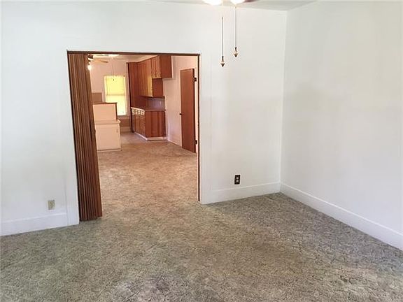 4th image of 1408 Avenue J