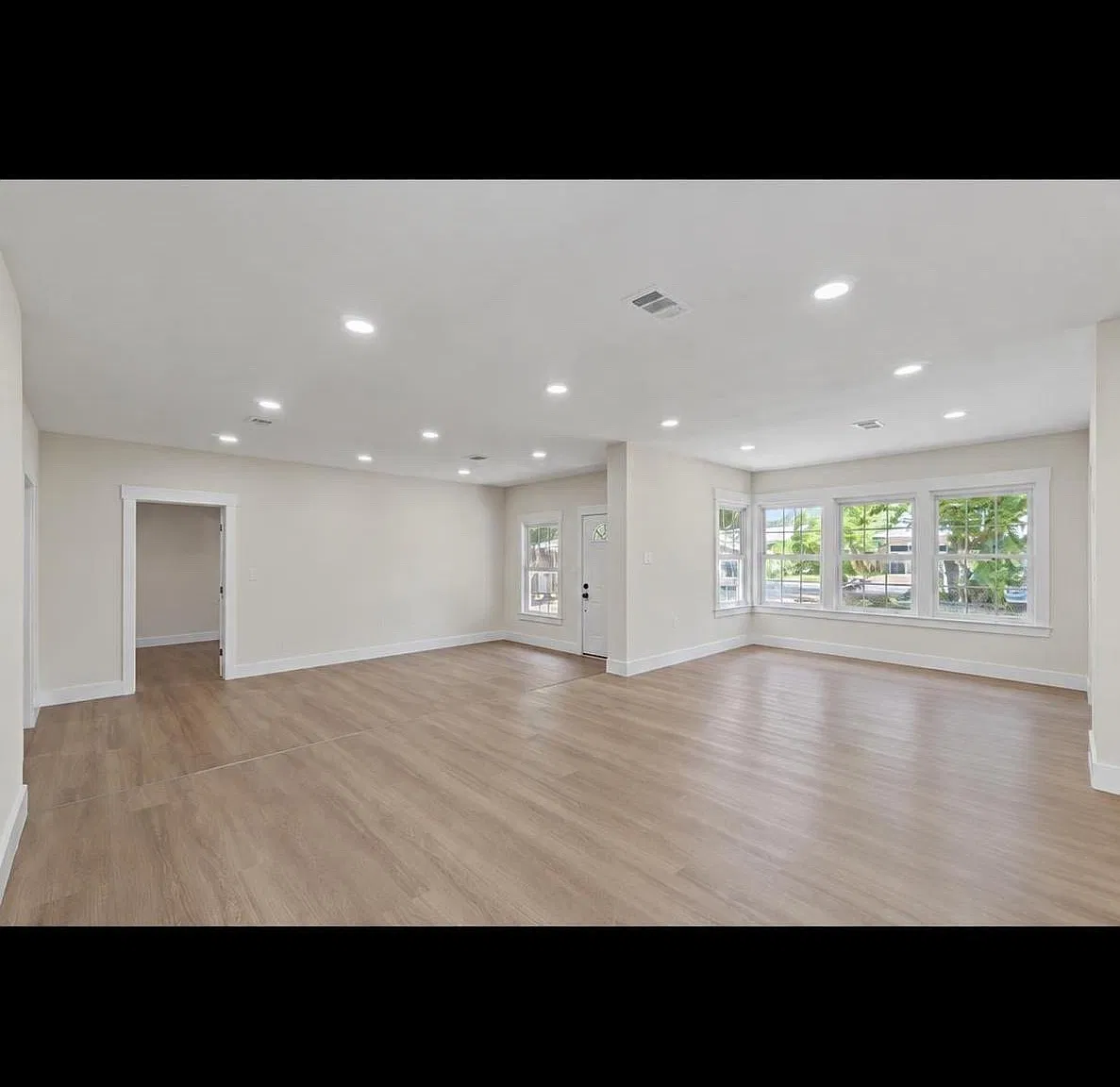 4 bed, 1565 sqft, $2,700 — Photo 4