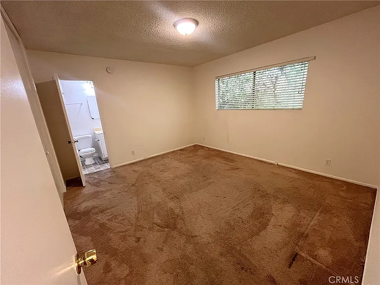 1933 Pelham Ave #3 — Photo 16