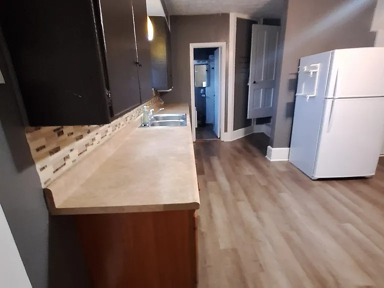 5325 Smithland Rd — Photo 3
