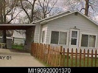 600 20th St SE, Minot, ND 58701
