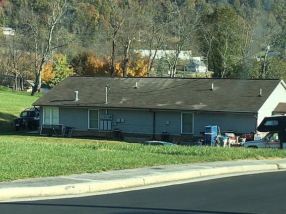 5th image of 1450 W Spiller St