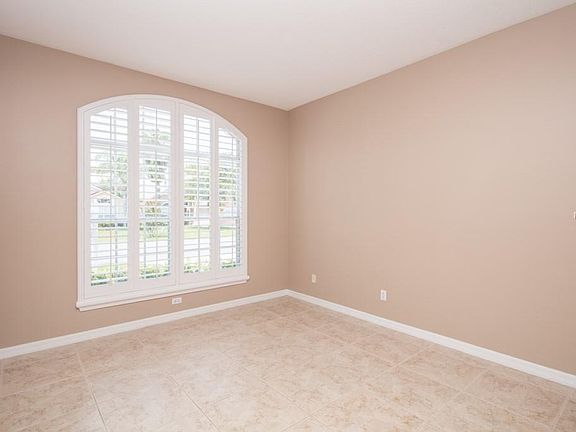 3rd image of 1463 Willow Branch Dr