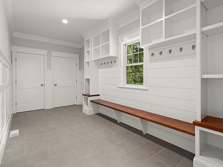 585 Lowell St — Photo 2