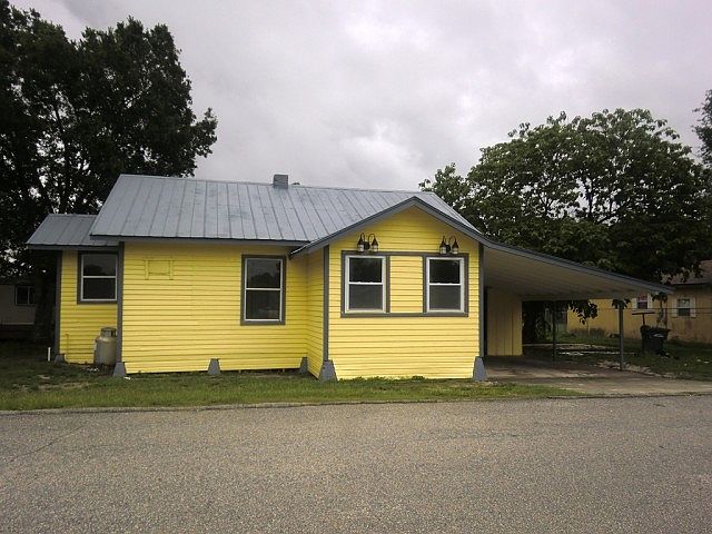 1st image of 602 Orange Ave