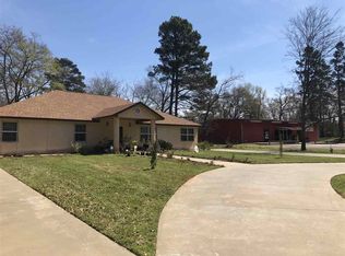 2406 George Gregg St, Marshall, TX 75670