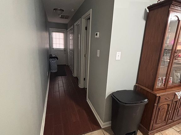 2nd image of 146 Rollingwood Dr