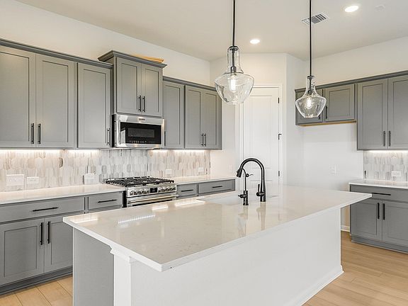 4th image of 8601 Dongan Dr