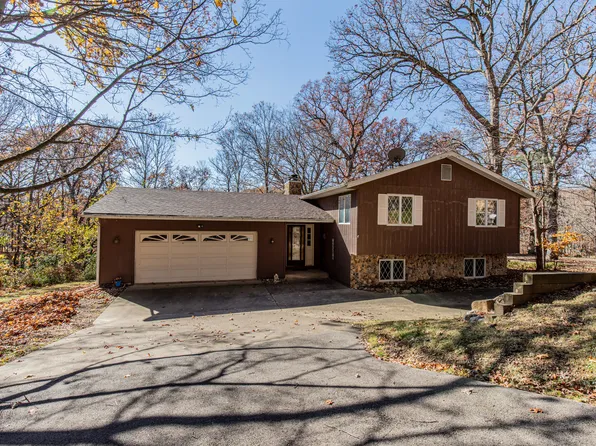 19 Acapulco Dr, Putnam, IL 61560