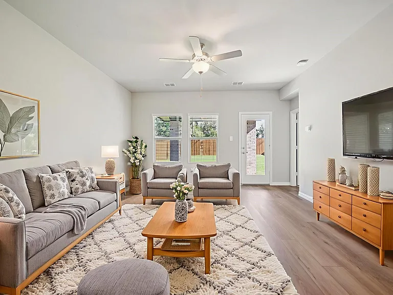 1412 Bridgestone Dr — Photo 16