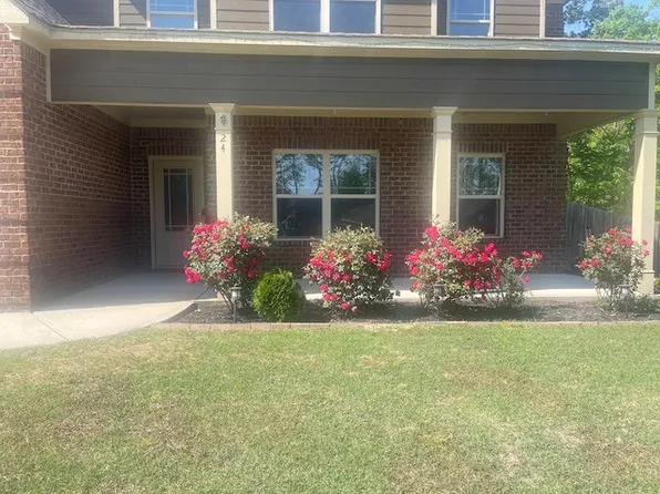 24 Fast Ln, Seale, AL 36875
