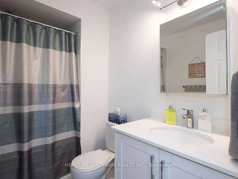 32 Elmvale Blvd — Photo 9