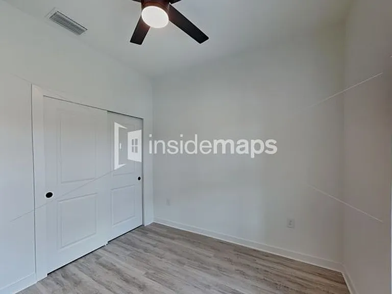 1133 Abrams Blvd — Photo 17