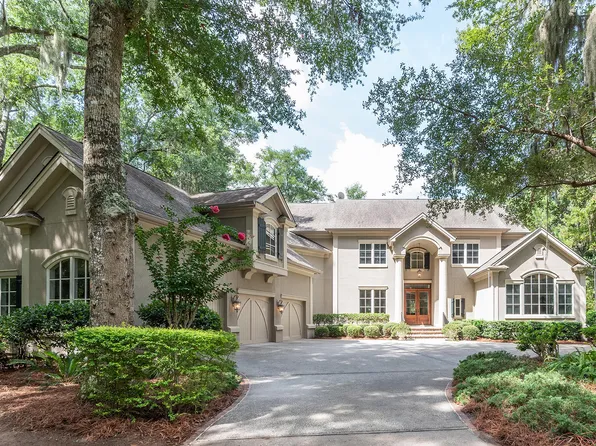 33 Hampton Ln, Bluffton, SC 29910