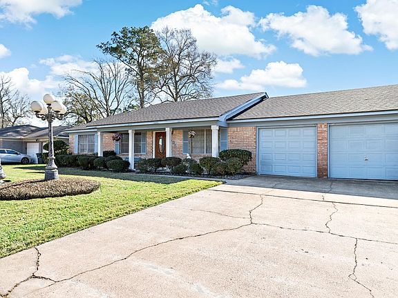 3rd image of 6535 Wilder Dr
