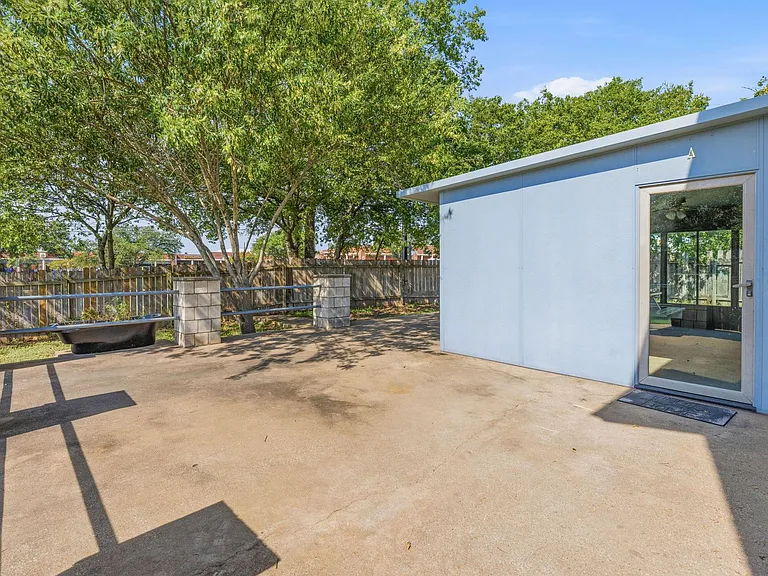 2106 Lamplight Village Cir #A — Photo 23