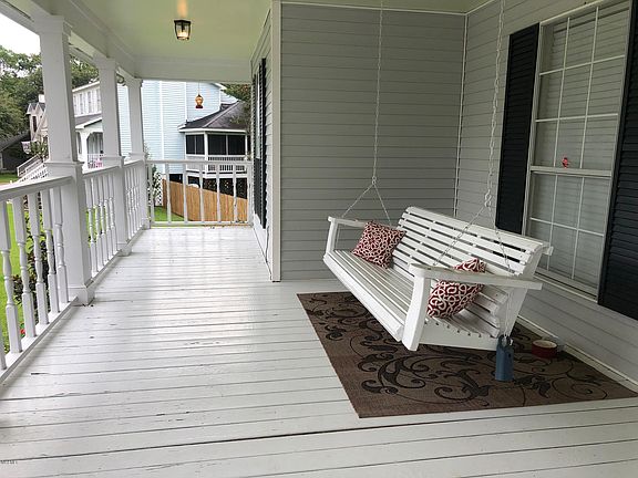 3rd image of 4512 Shadow Wood Cir