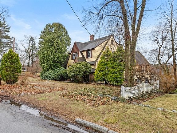 3rd image of 45 Longview Rd