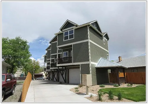 1022 Colorado Ave Photo 1