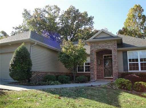 1st image of 17 Brighton Ln
