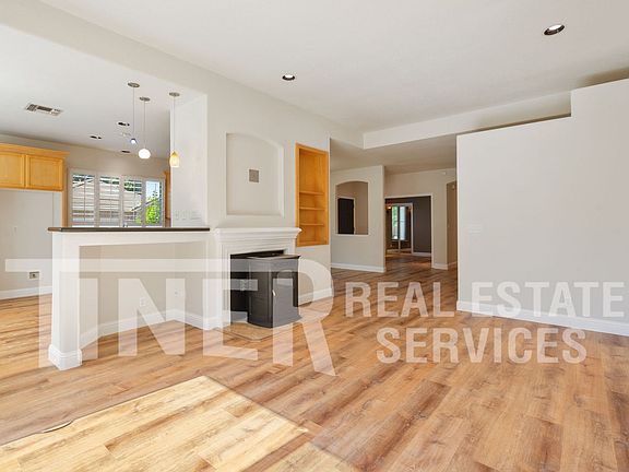 2nd image of 2528 Marta Bella Way