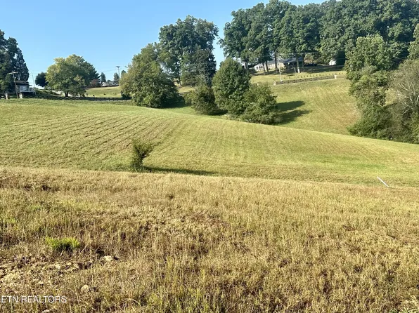 561 Silent River Ln #14, Loudon, TN 37774