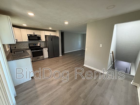 5th image of 2952 Olivette Rd