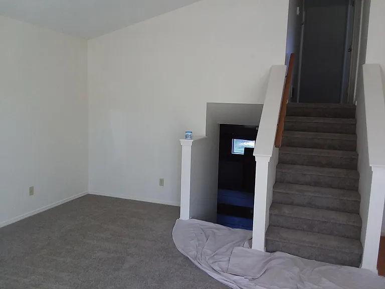 2311 Apple Ave — Photo 6