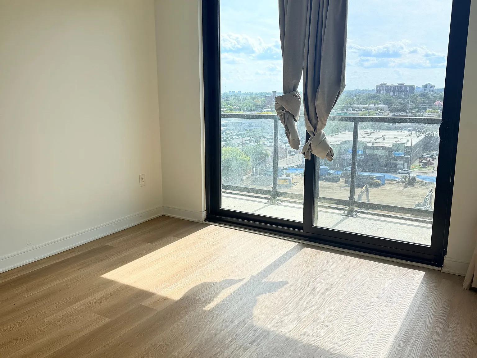 2 bed, $2,450 — Photo 1