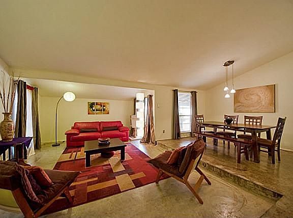 2nd image of 11004 Fern Hollow Dr
