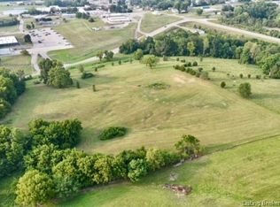 702 W Becks Mill Rd, Salem, IN 47167