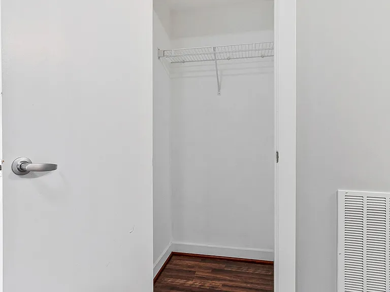1000 New Jersey Ave SE #916 — Photo 6