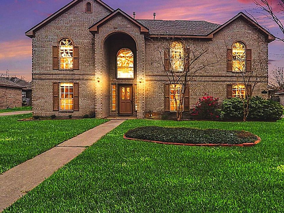 1st image of 206 Clear Creek Mdws Drive