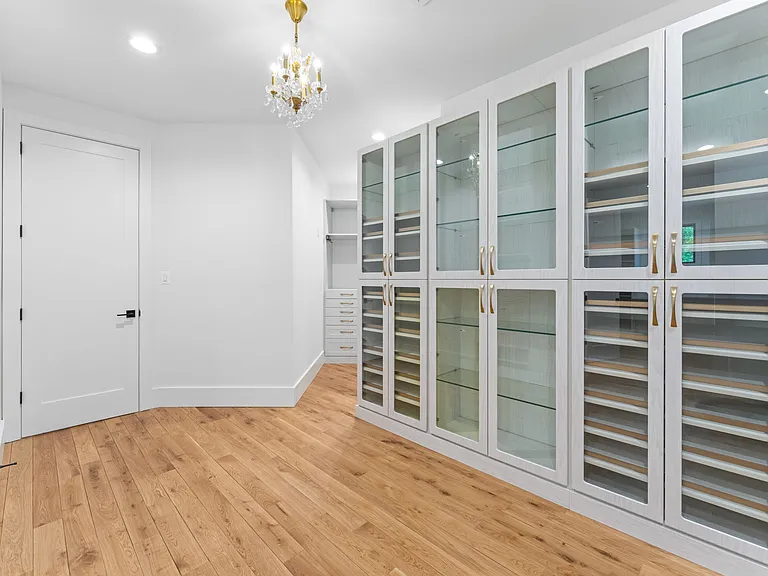 608 Walker Rd — Photo 31