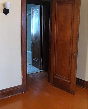 3rd image of 217 Comstock Ave