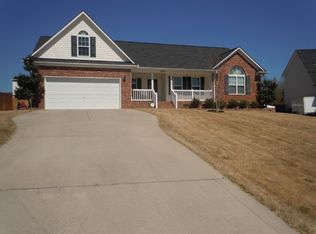 233 Rockingham St, Spring Lake, NC 28390