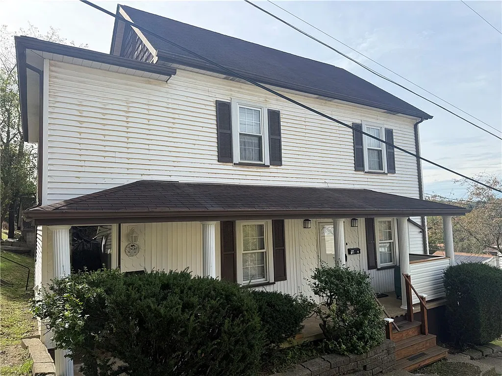2 bed, $750 — Photo 1